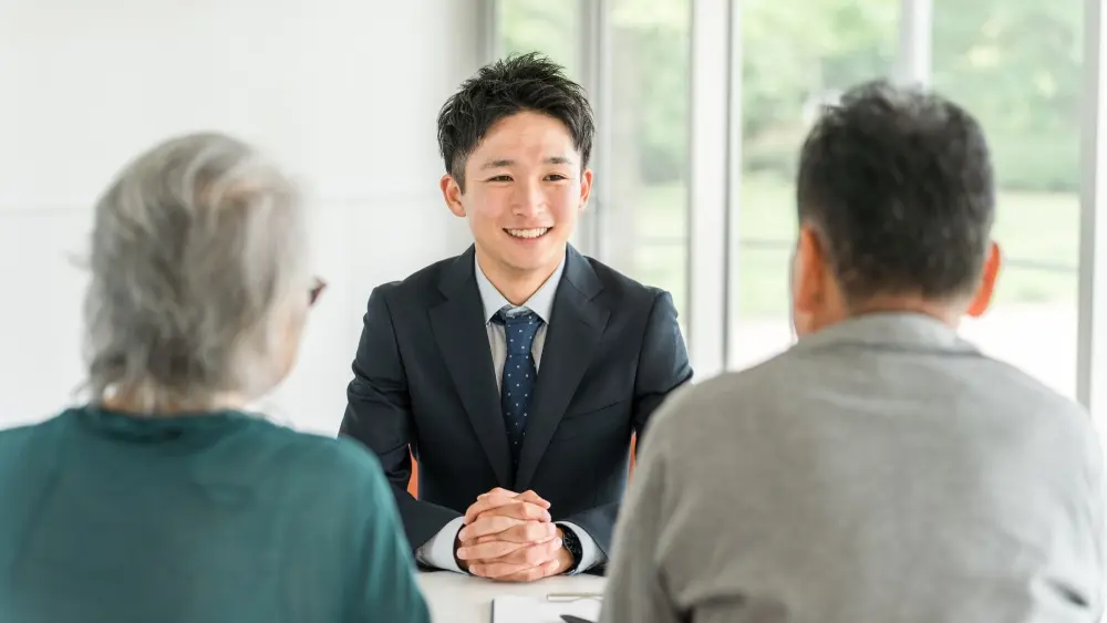 地域包括支援センターで相談する高齢者